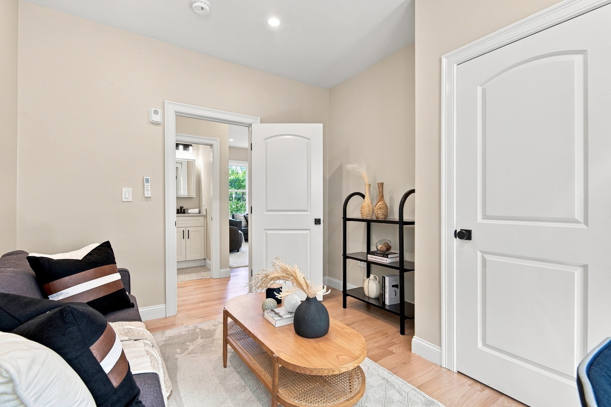 4294 Washington St Unit 2, Roslindale, Boston, MA 02131 - Image 15
