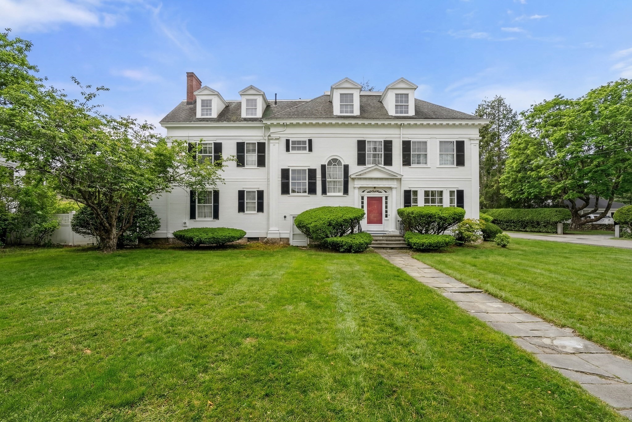 800 High St., Dedham, MA 02026