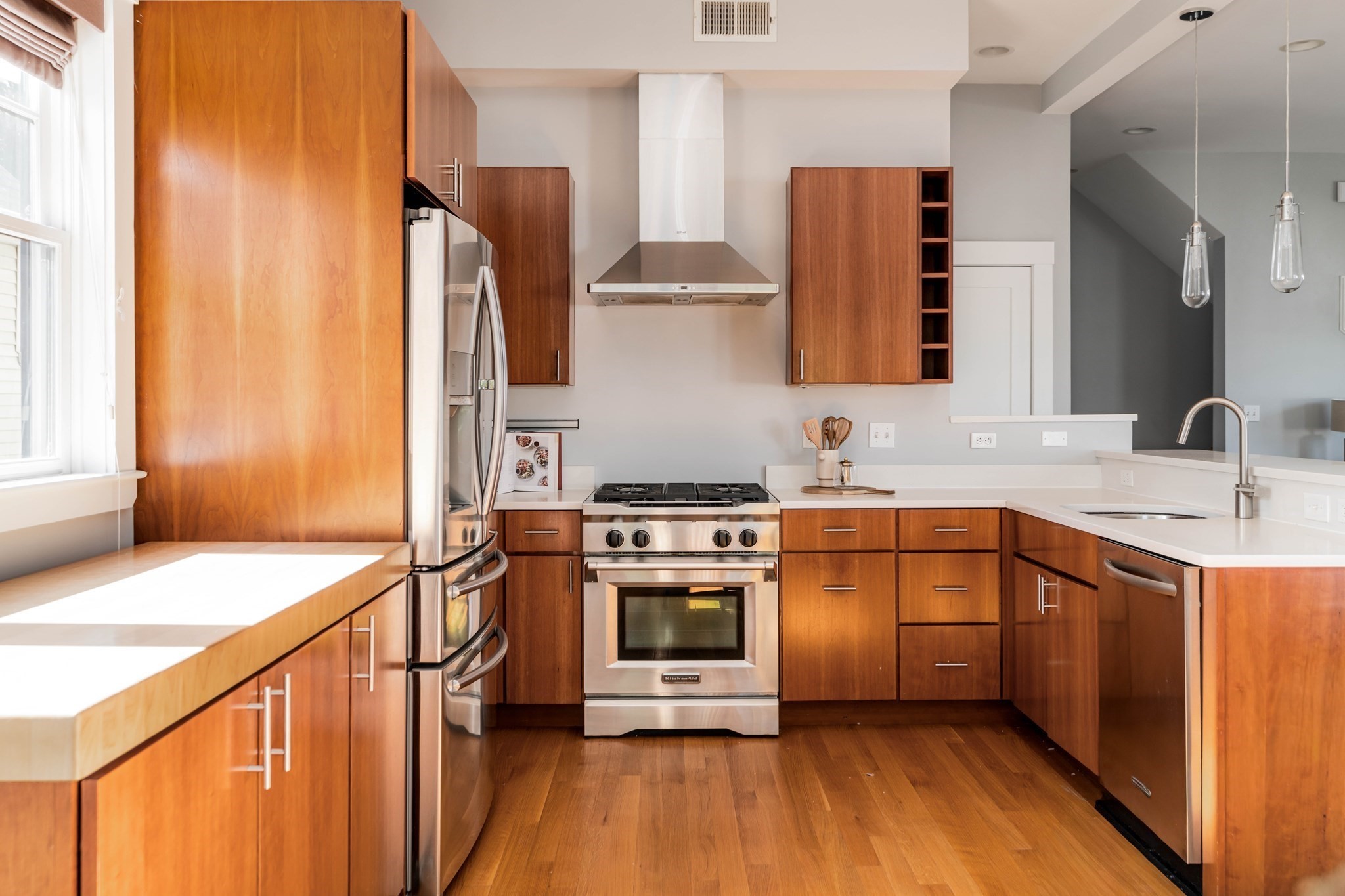152 Albion St Unit A, Somerville, MA 02144