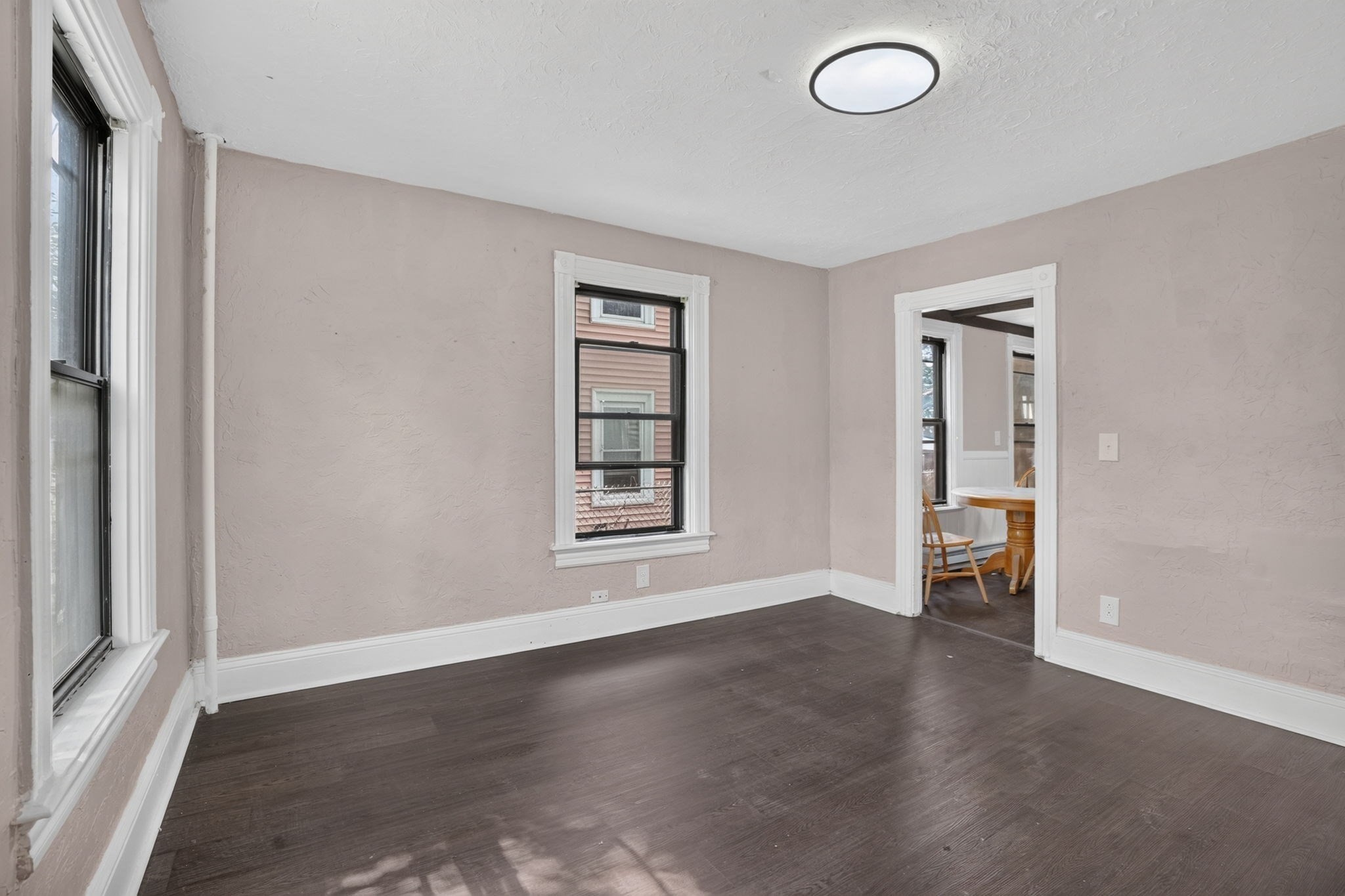 30 Pearl St, Attleboro, MA 02703