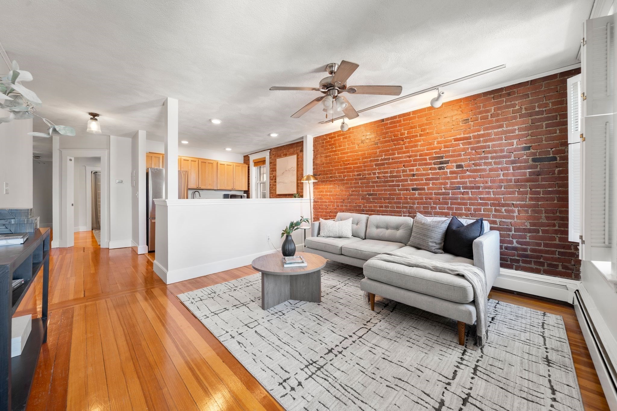 25 South Street Unit 4A, Boston College, Boston, MA 02135