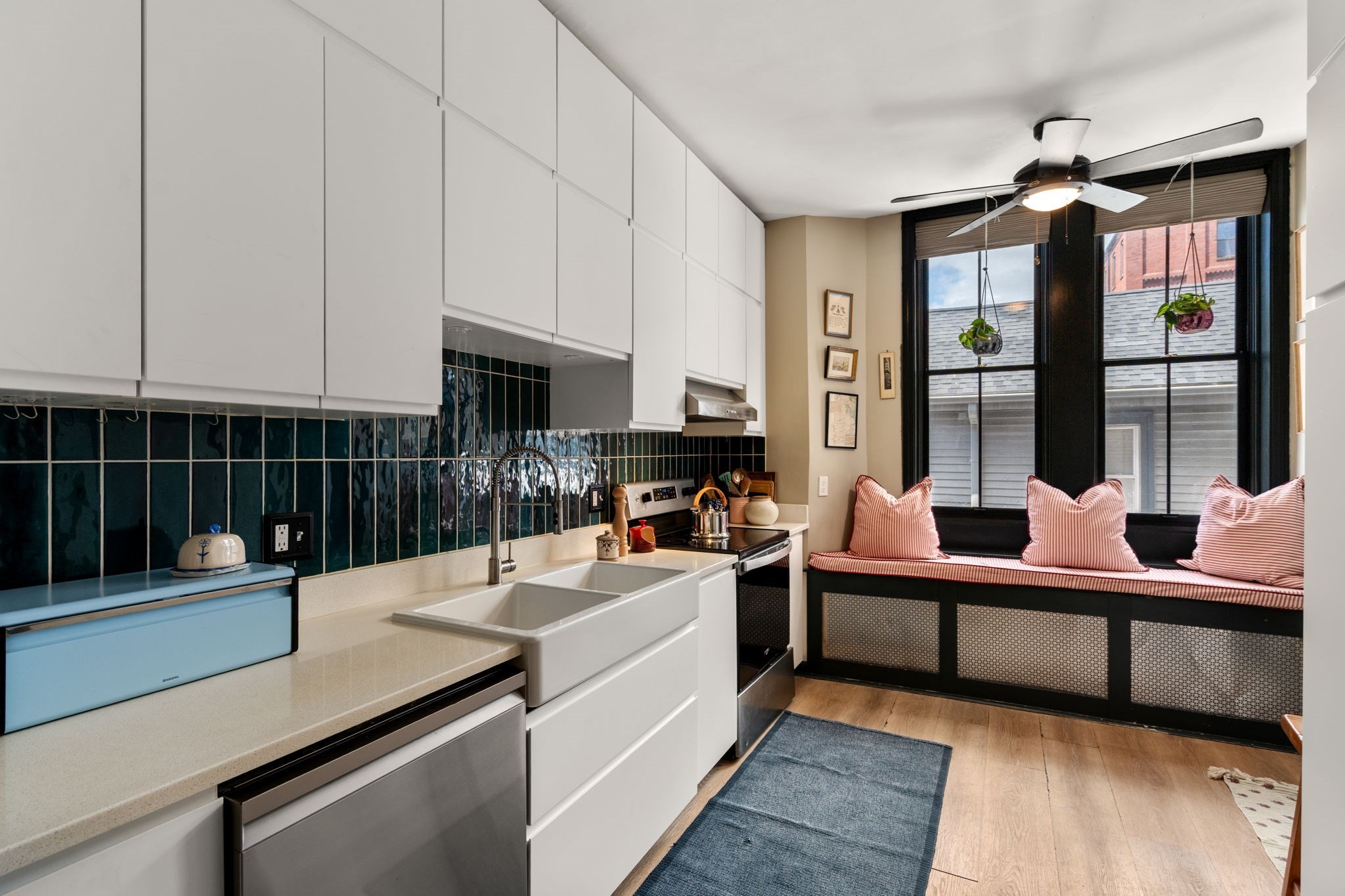 222 Washington Street Unit 3, Brookline, MA 02445