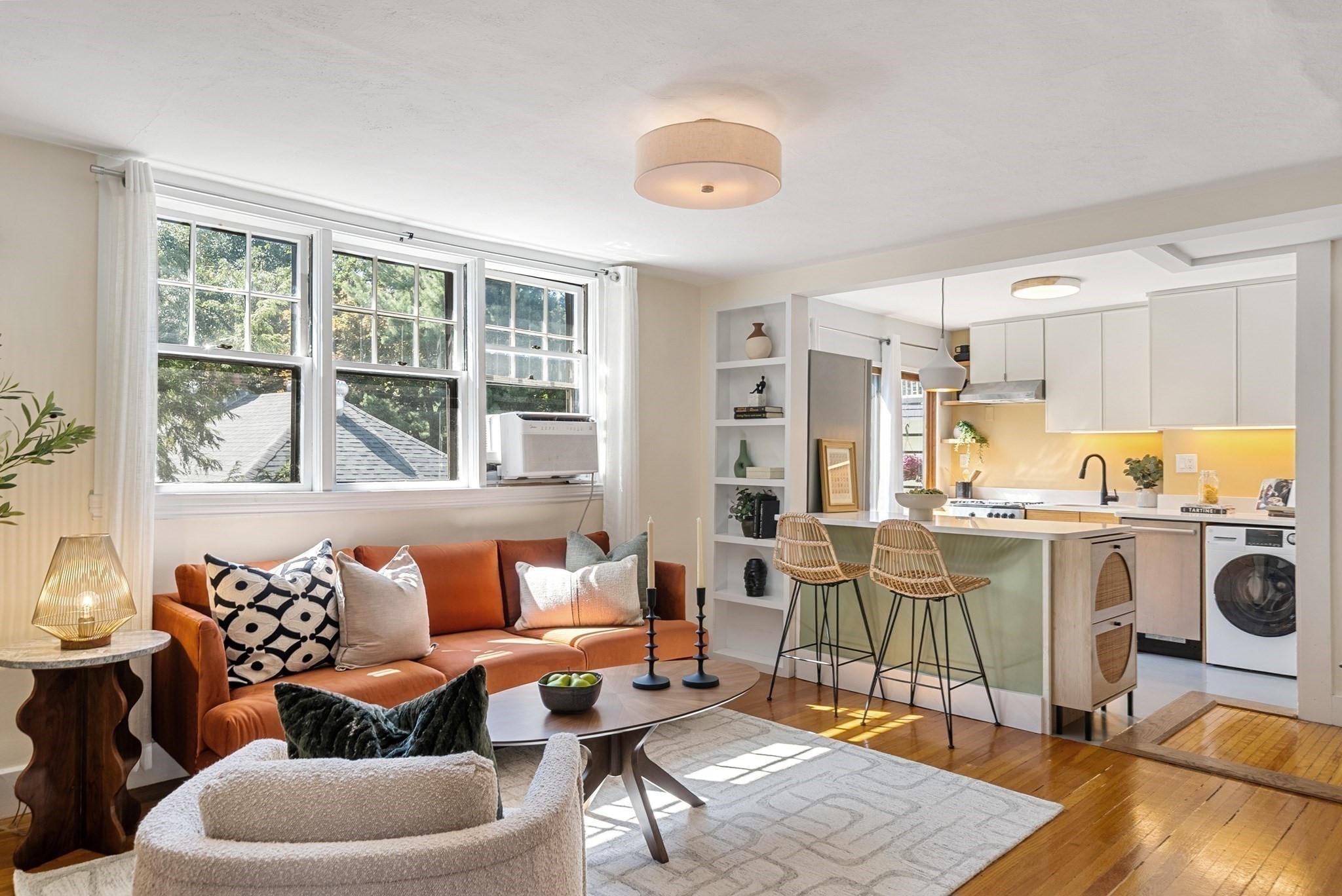 12 Chauncy Street Unit 4, Cambridge, MA 02138