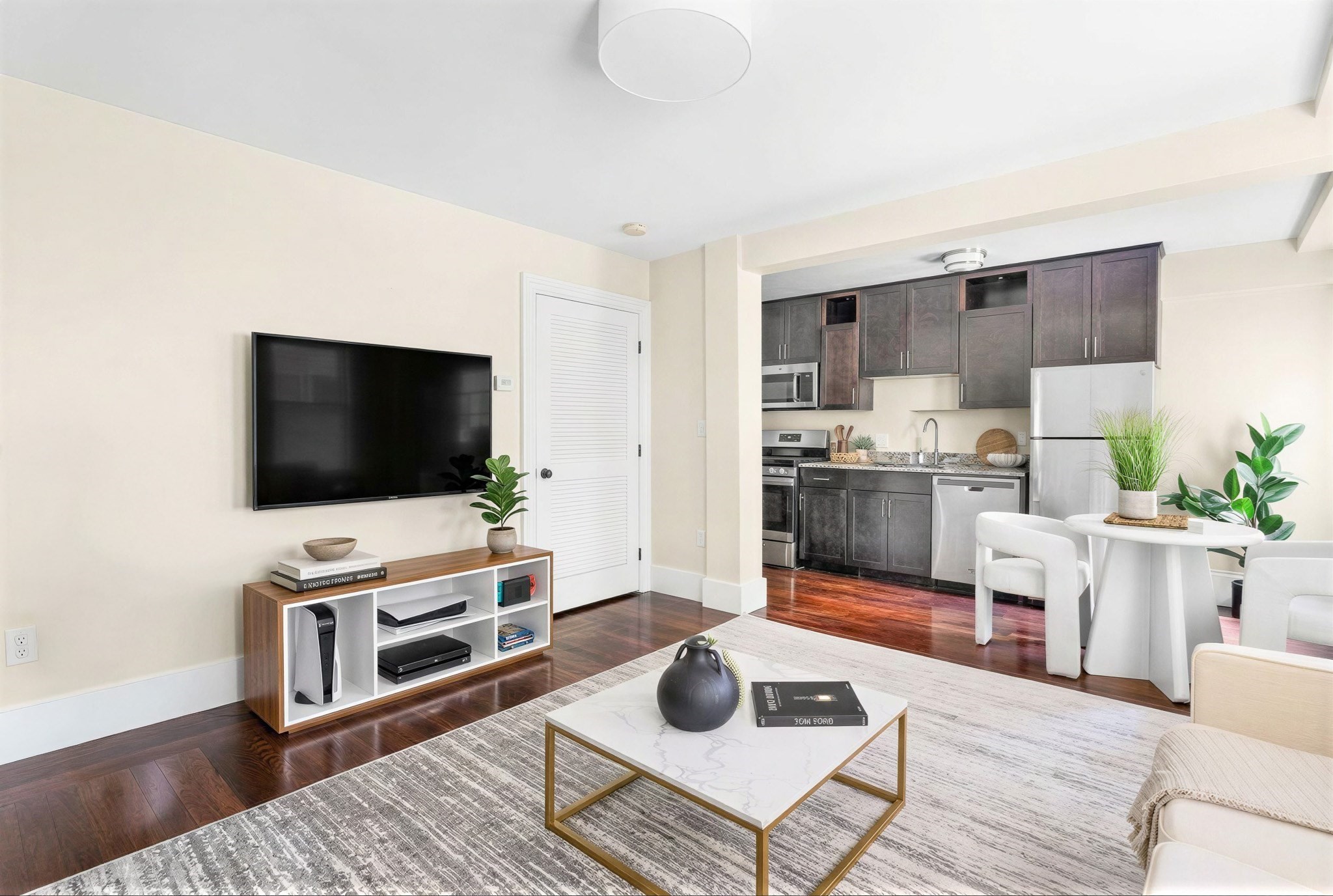 111 Eutaw St Unit 1A, Boston - East Boston, MA 02128