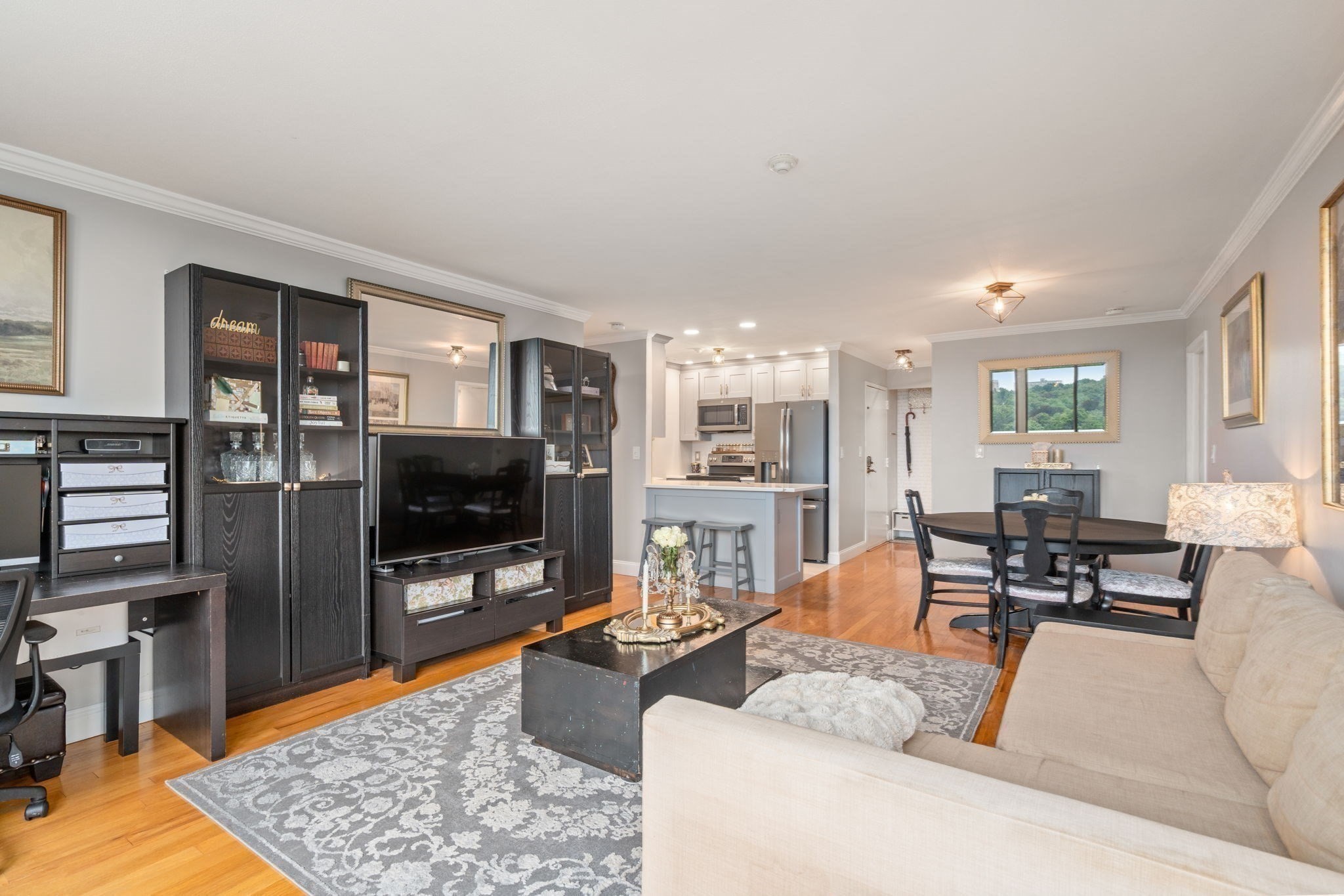 77 Adams St Unit 1009, Quincy, MA 02169