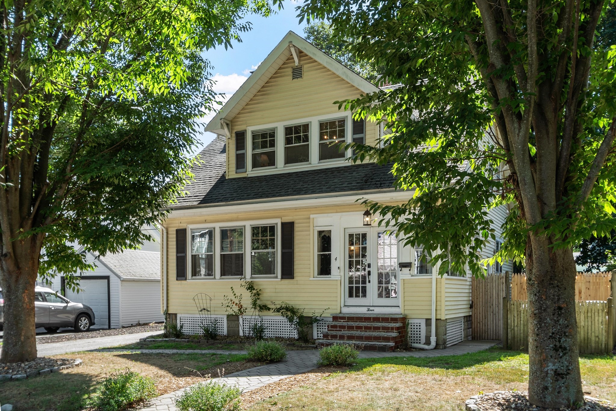 4 Stone Avenue, Stoneham, MA 02180