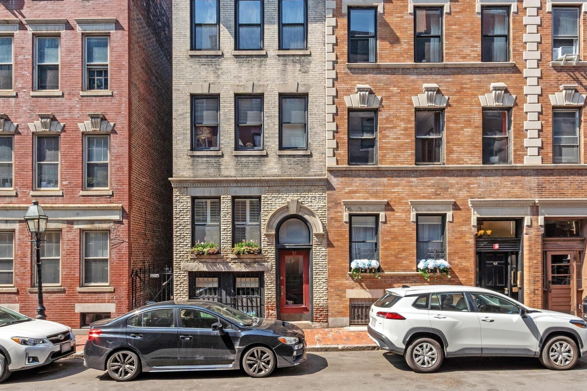 51 Revere St Unit 1, Beacon Hill, Boston, MA 02114