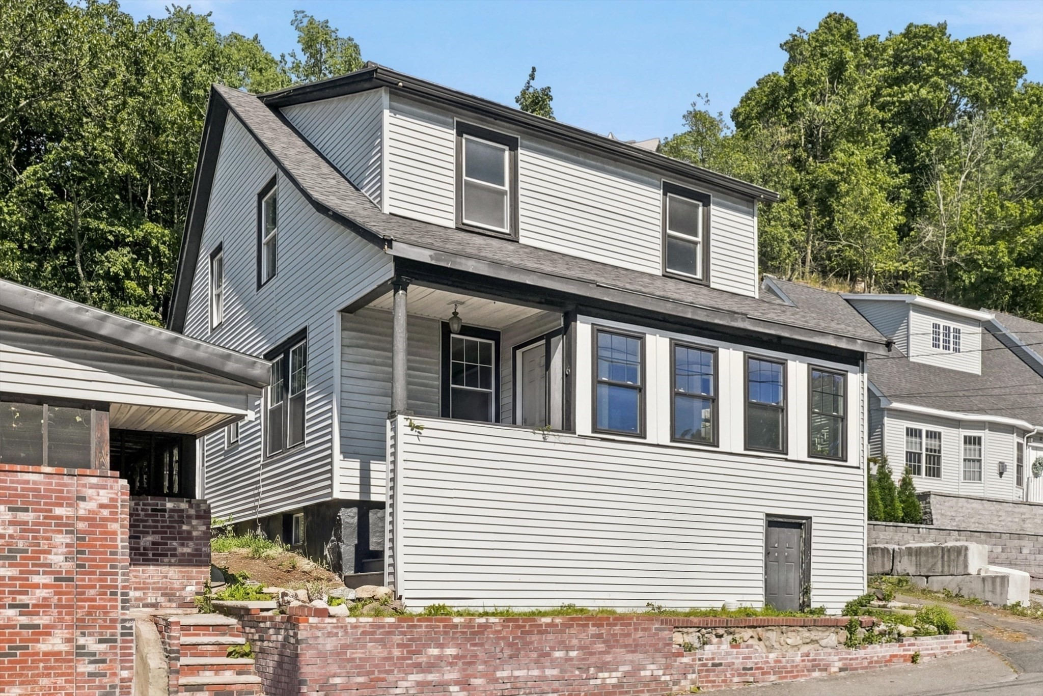 6 Cliff Street, Lynn, MA 01905