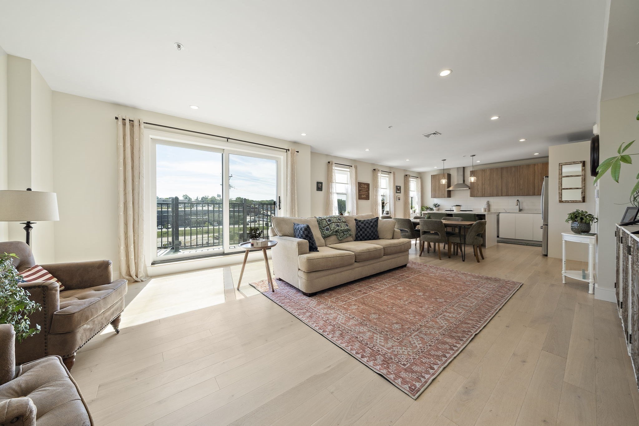 488 Quincy Ave Unit 4, Quincy, MA 02169