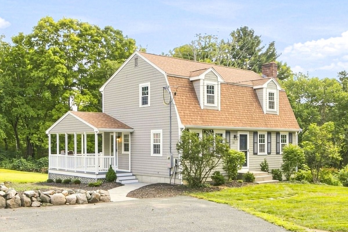 212 Pleasant, Millis, MA 02054