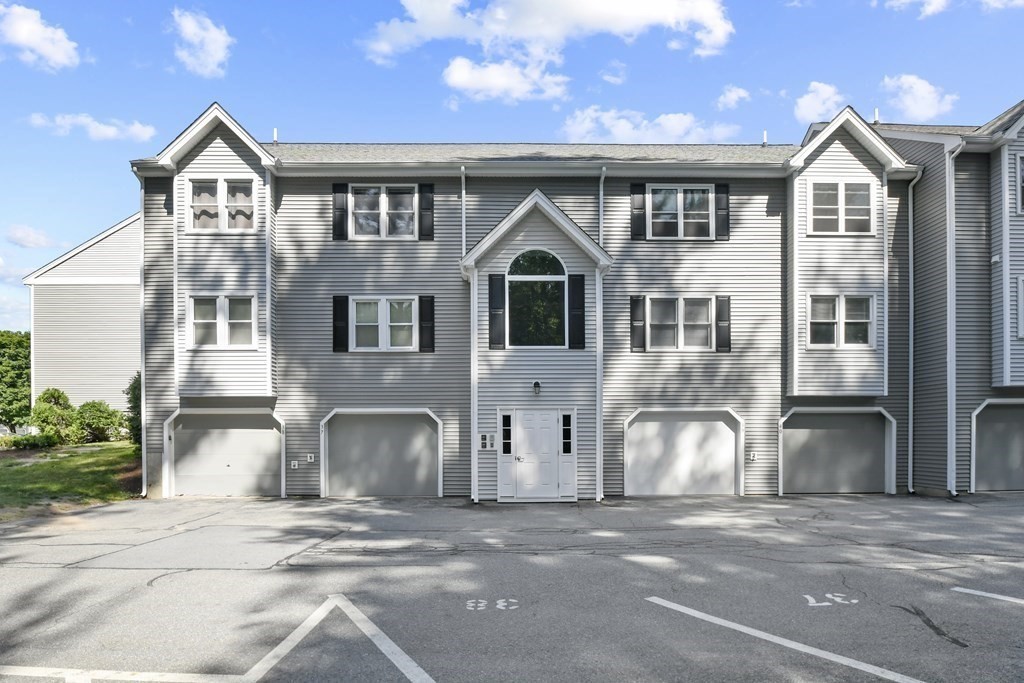 74 Tennis Plaza Road Unit 38, Dracut, MA 01826