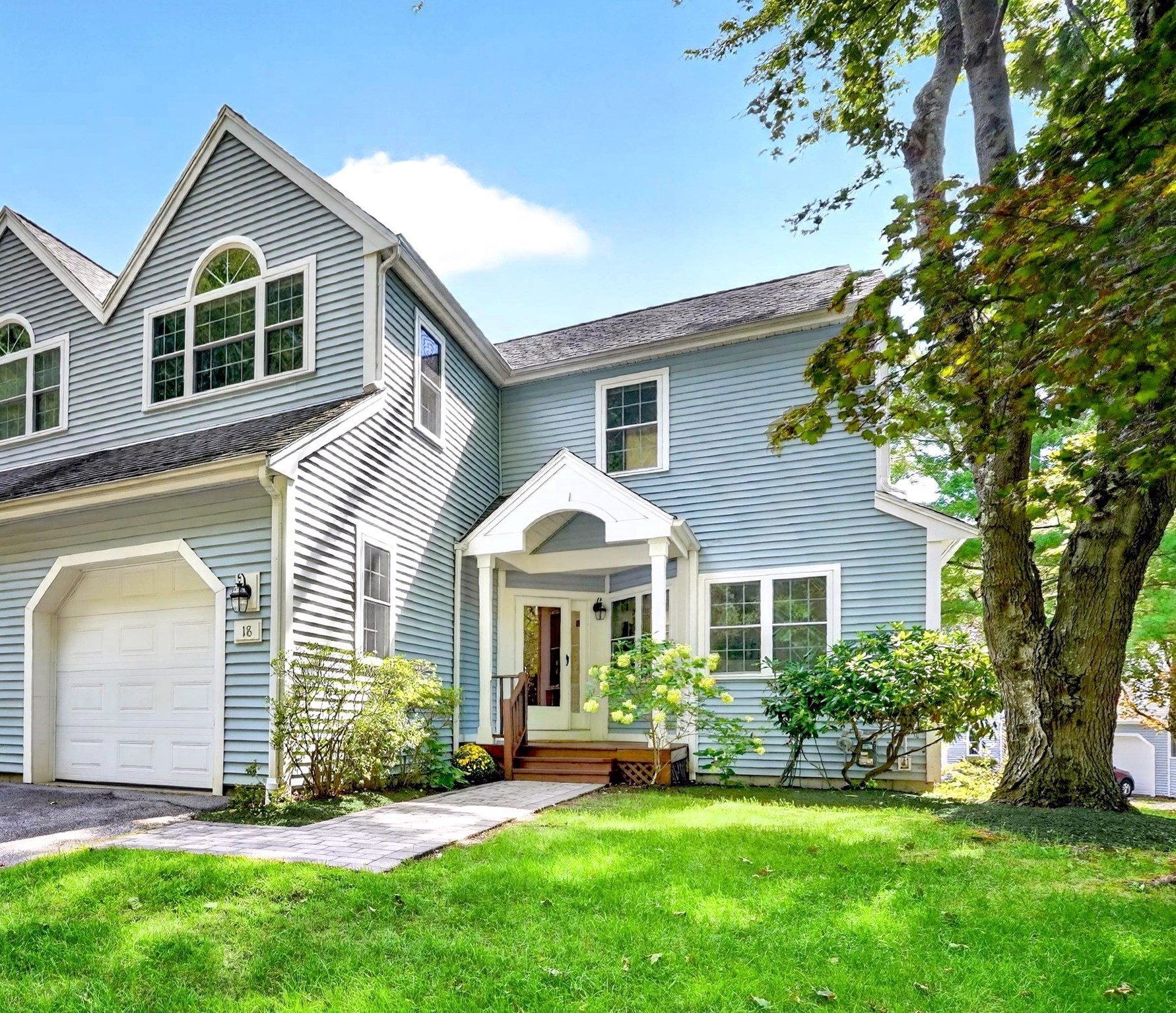18 Knollwood Court Unit 18, Burlington, MA 01803