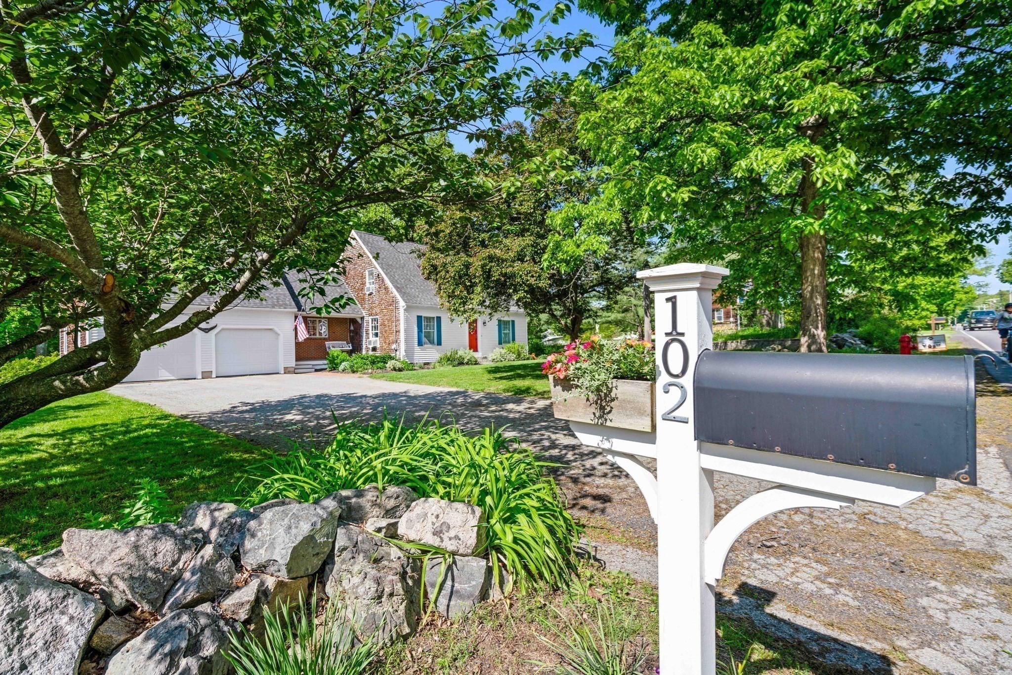 102 Elm St, Newbury, MA 01922