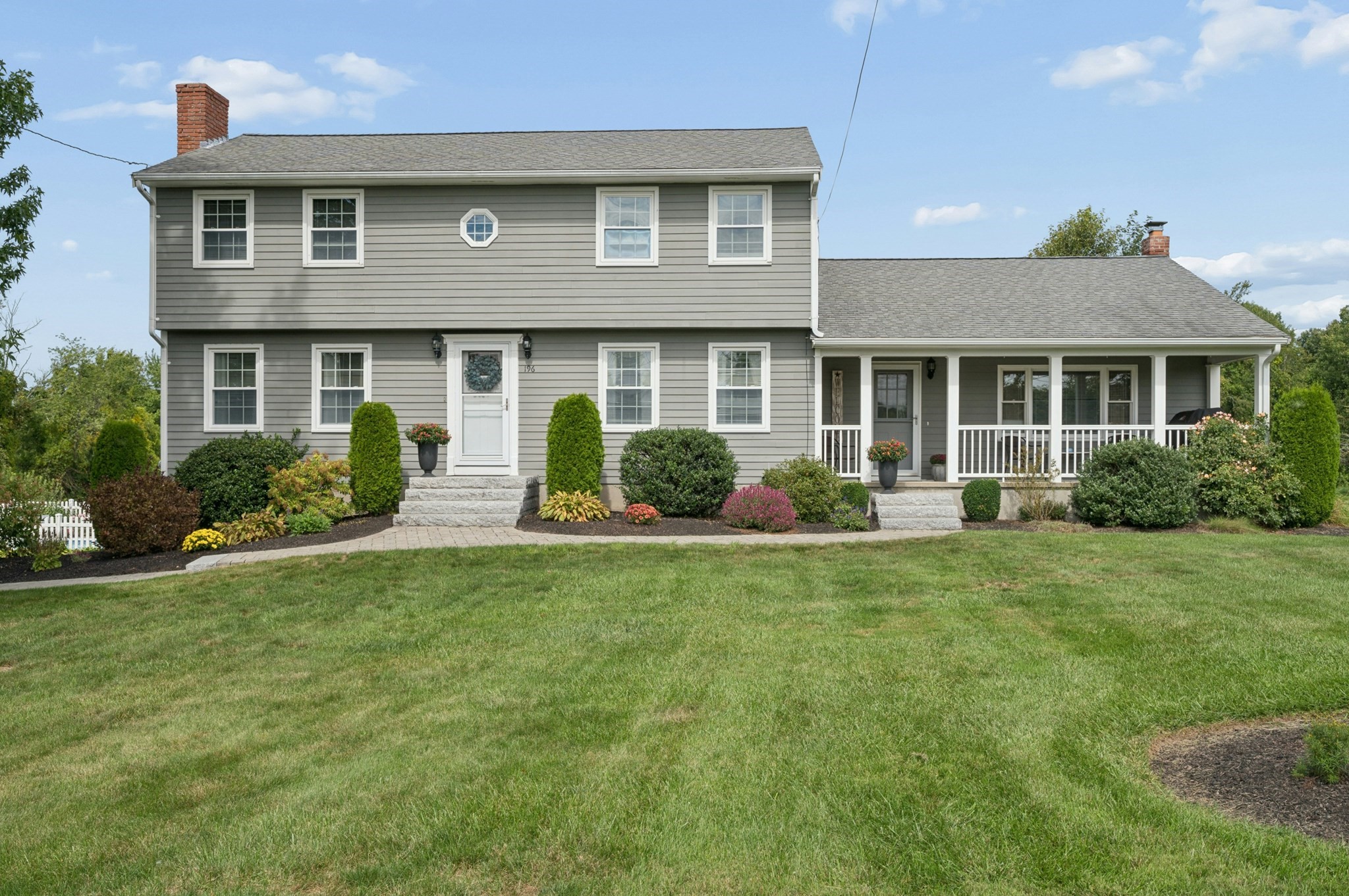 196 Eight Lots Rd, Sutton, MA 01590