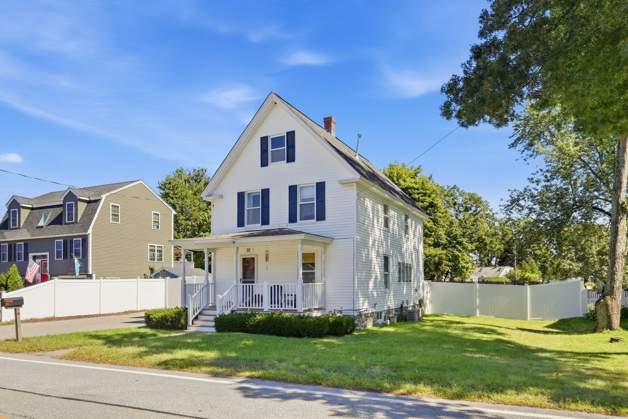 32 Marshall St, Tewksbury, MA 01876