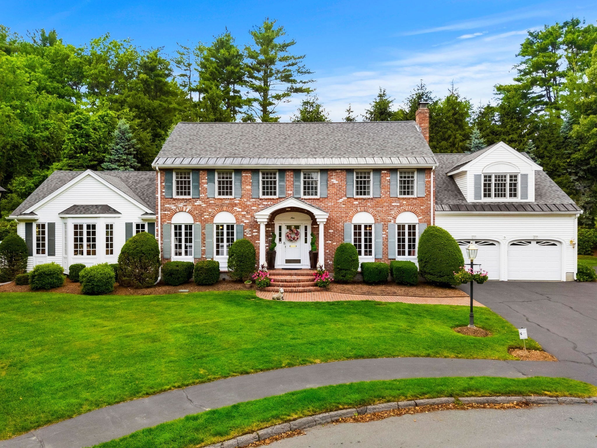 9 Eisenhower Circle, Wellesley, MA 02482