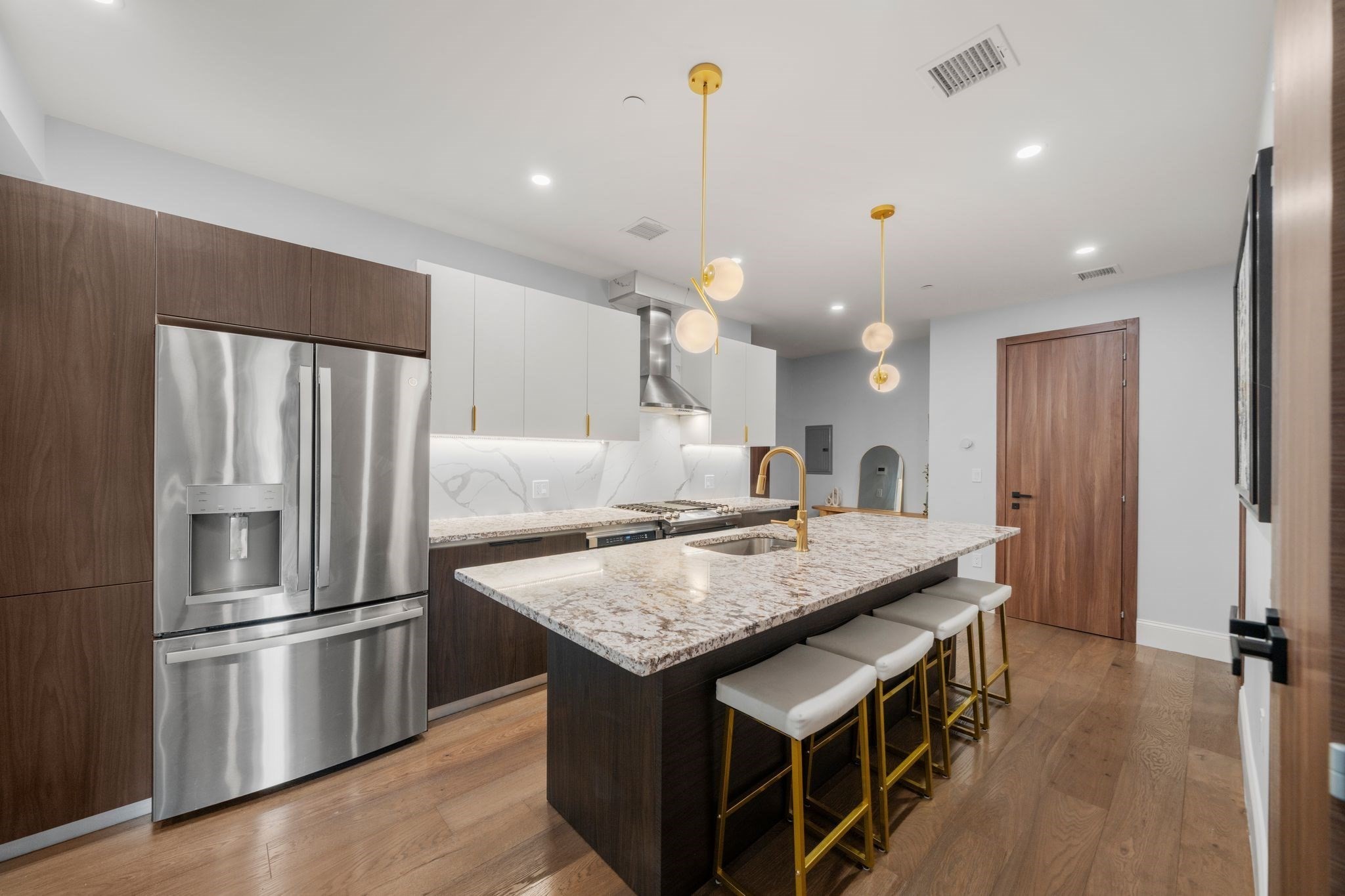 32 Pearl St Unit 3, Dorchester, Boston, MA 02125