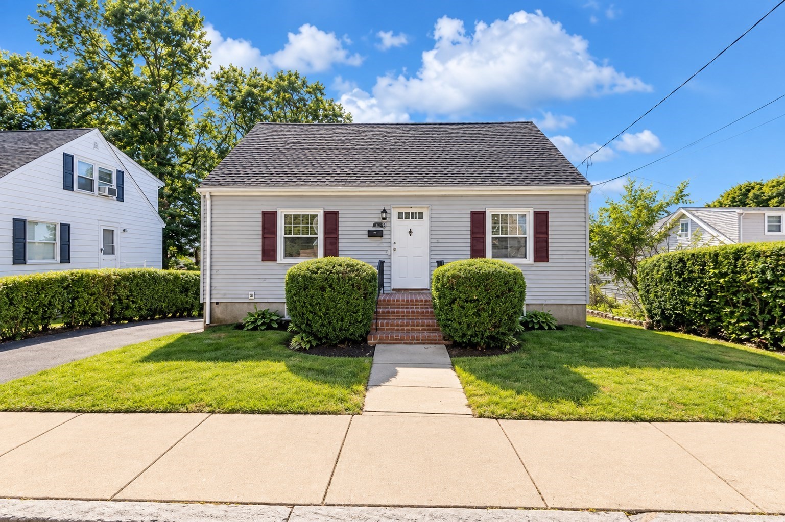 85 Potomac, West Roxbury, Boston, MA 02132