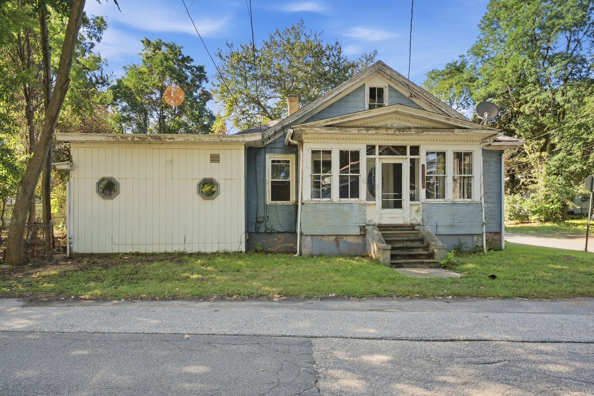 26 Fairmont Street, Chicopee, MA 01013
