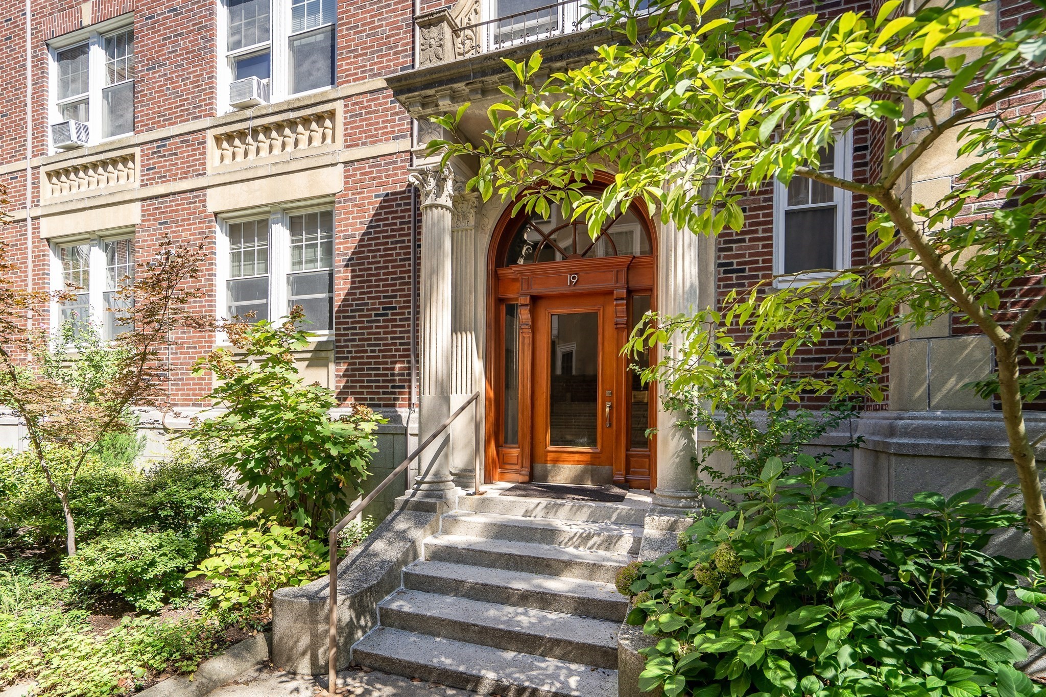 19 Shepard St Unit 3, Cambridge, MA 02138
