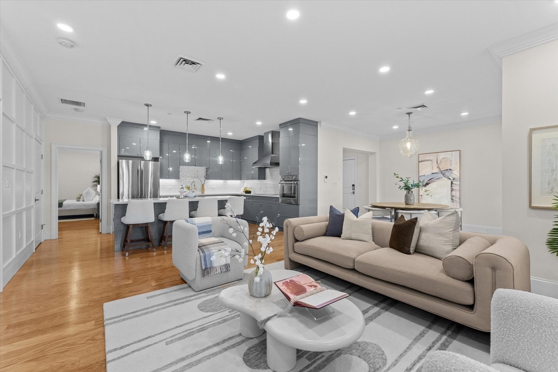36 Elmwood Ave Unit 11, Winchester, MA 01890