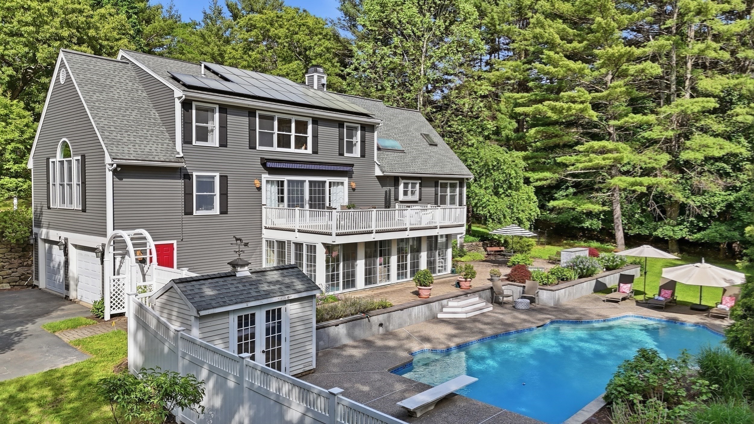 88 Esterbrook Rd, Acton, MA 01720