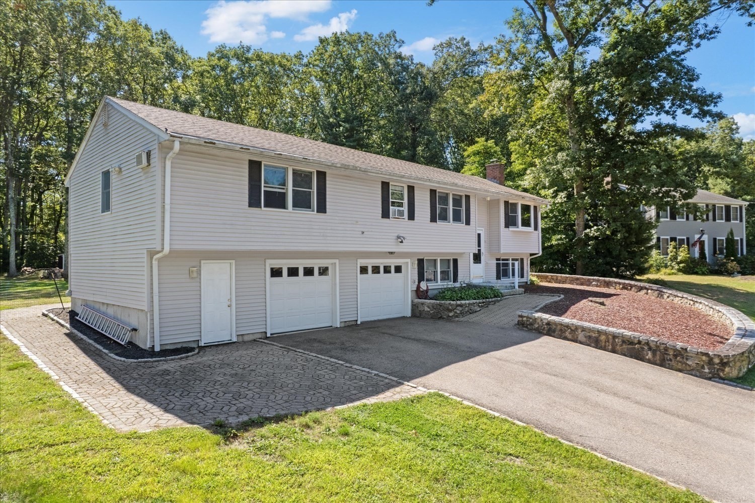 59 Southgate Rd, Franklin, MA 02038