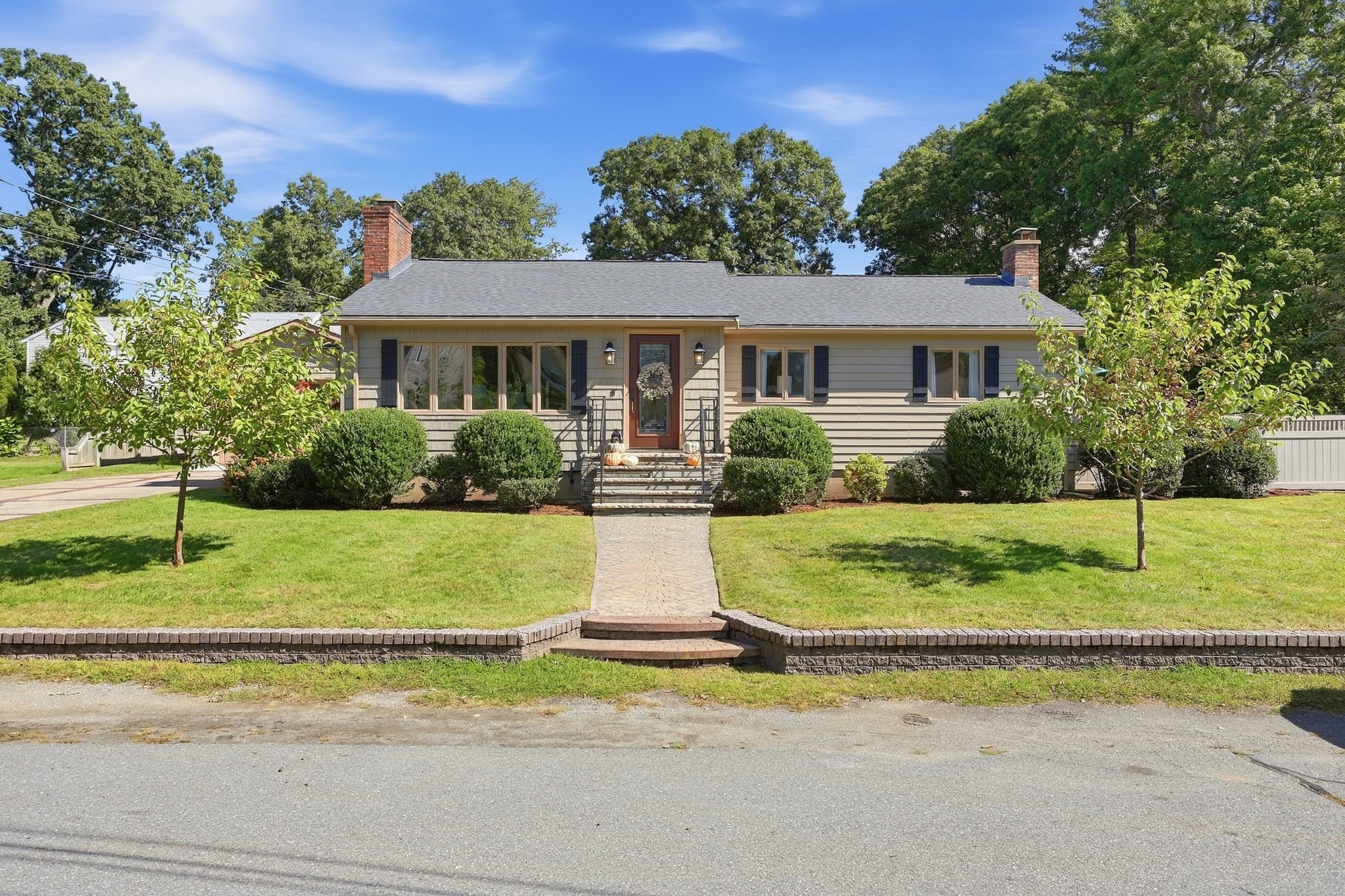 4 Nevada Road, Burlington, MA 01803