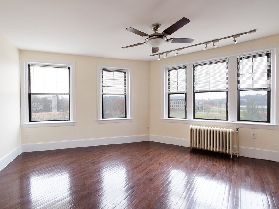 374 Chestnut Hill Ave Unit 54, Boston College, Boston, MA 02135