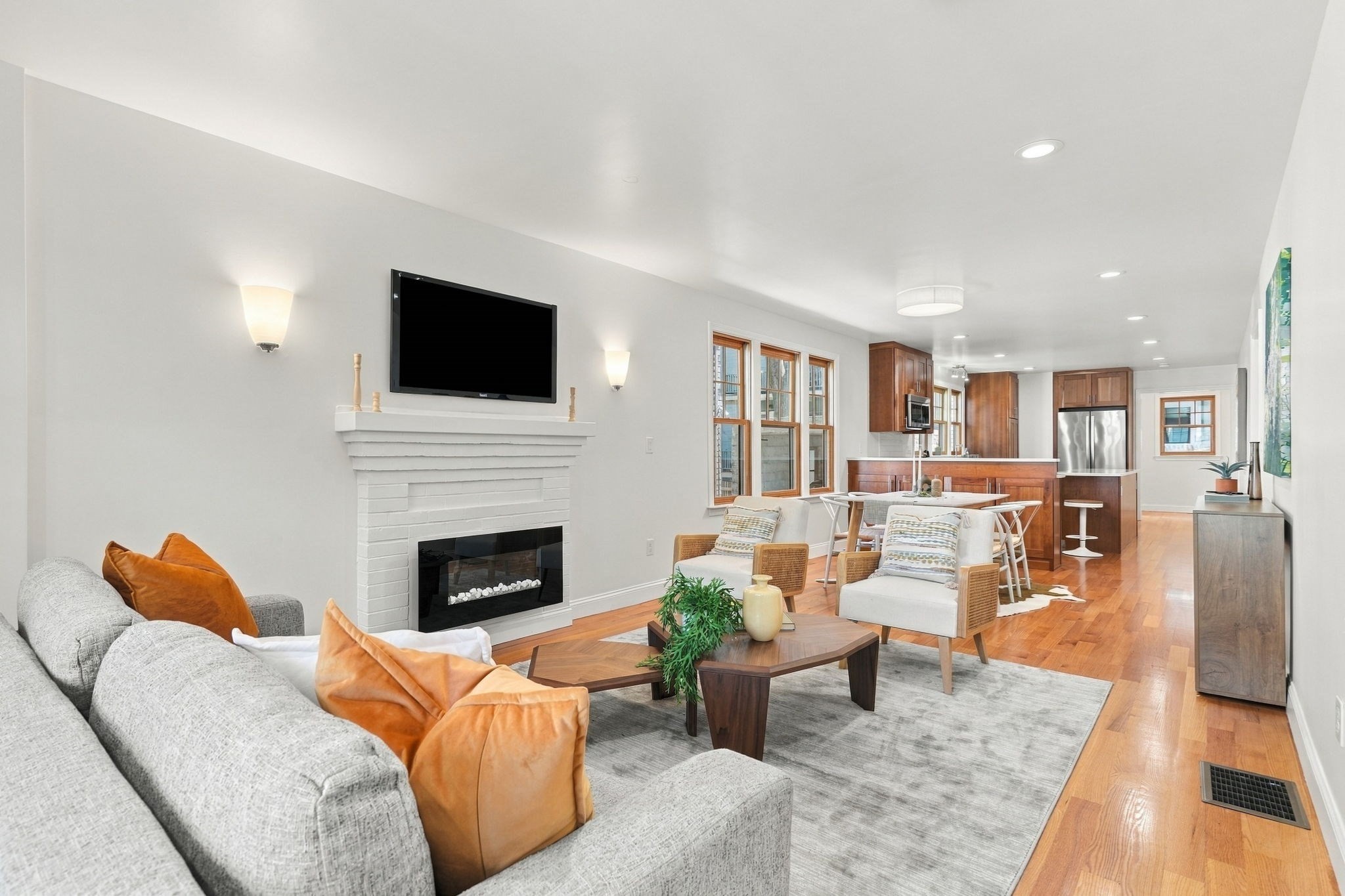 6 Goodman Road Unit 8, Cambridge, MA 02139