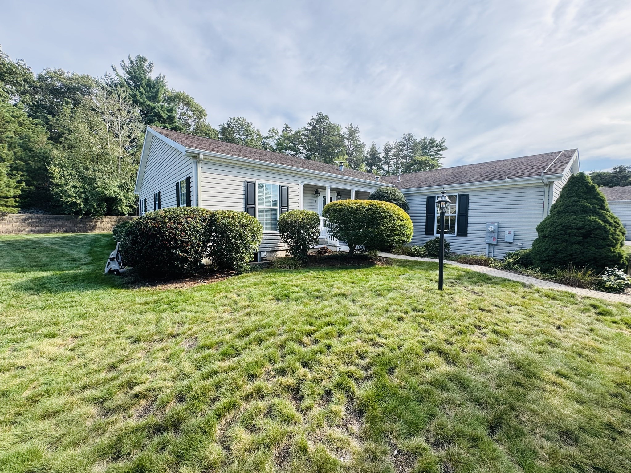 7 Alec Lane, Plymouth, MA 02360