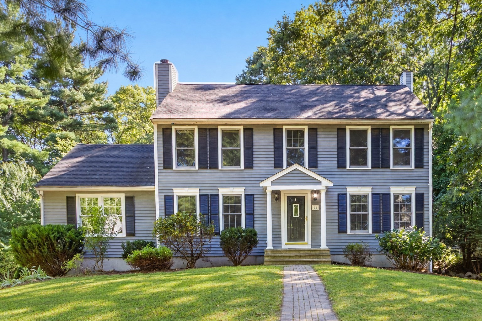 23 Oak St, Medway, MA 02053