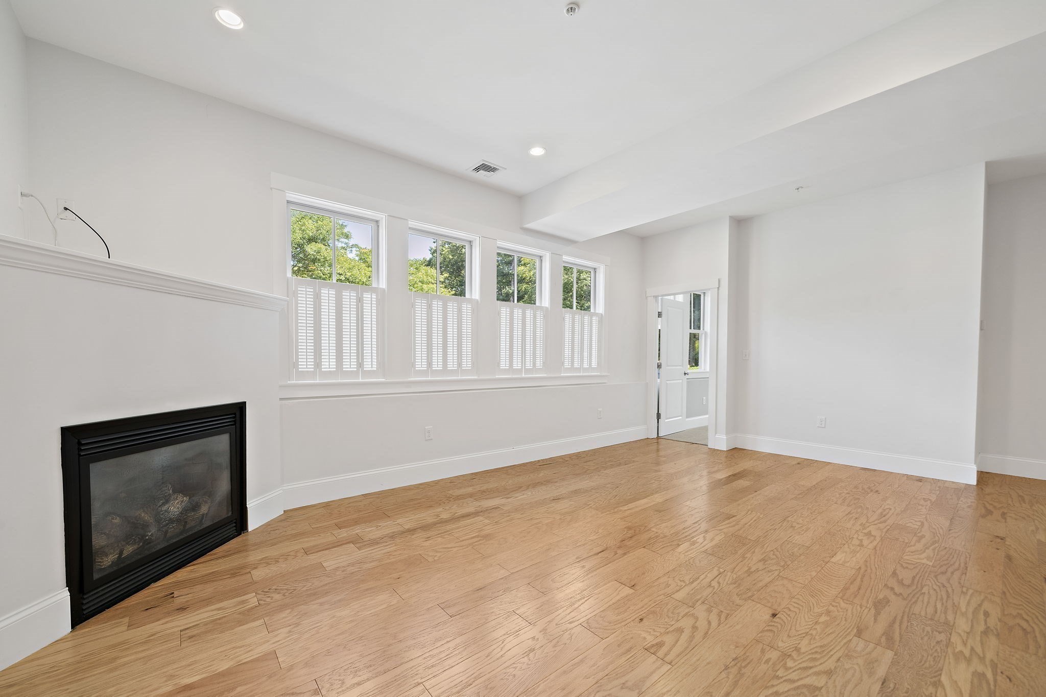 599 Washington St Unit 12, Pembroke, MA 02359 - Image 11