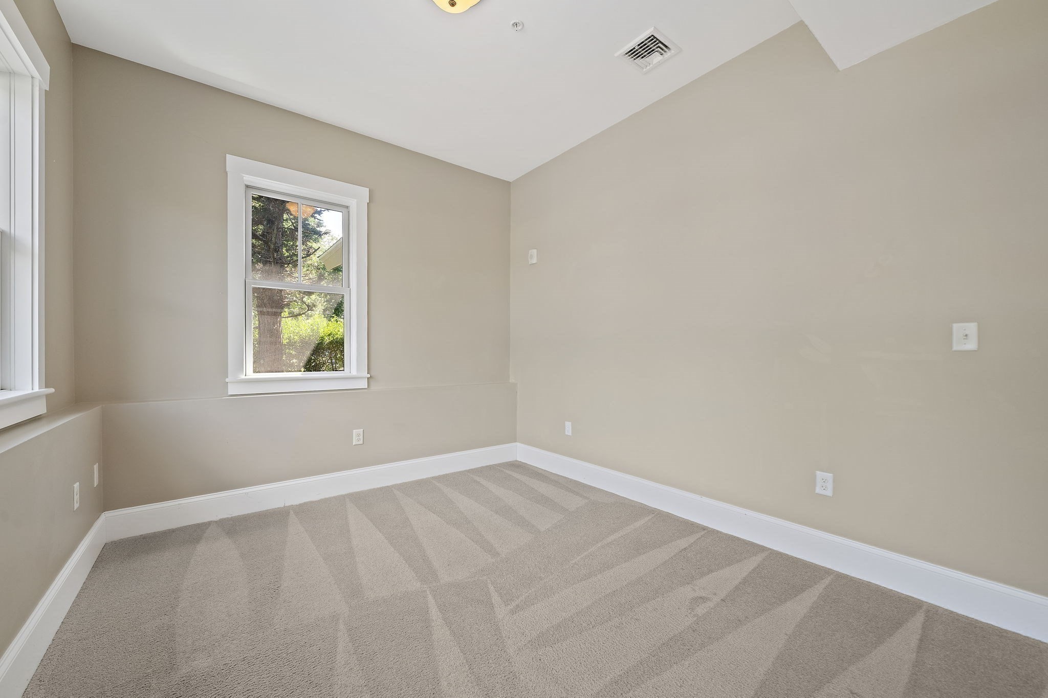 599 Washington St Unit 12, Pembroke, MA 02359 - Image 18