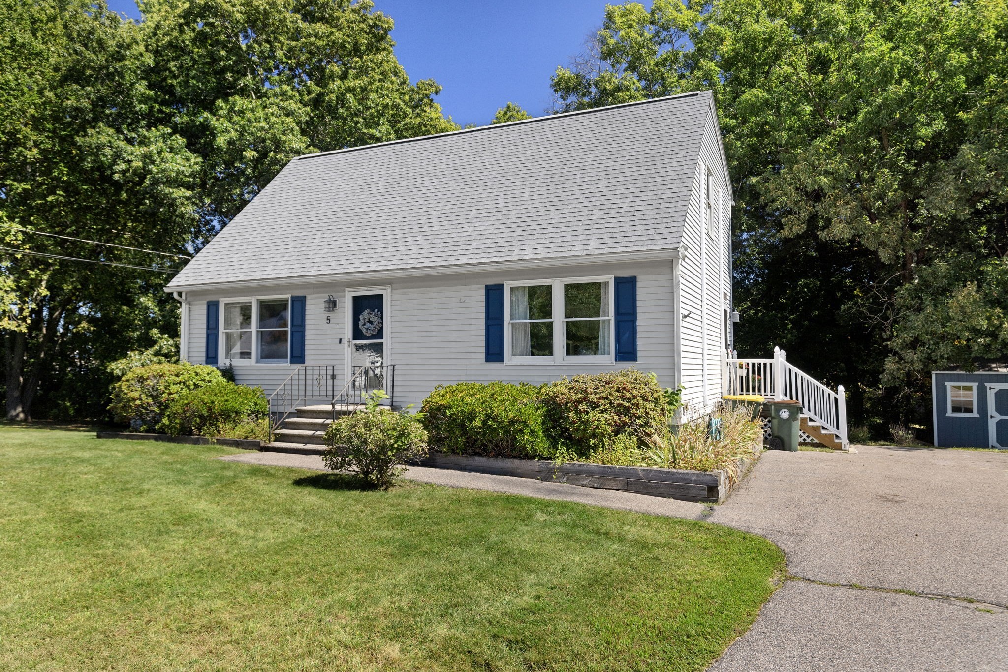 5 Rawson Road, Bellingham, MA 02019