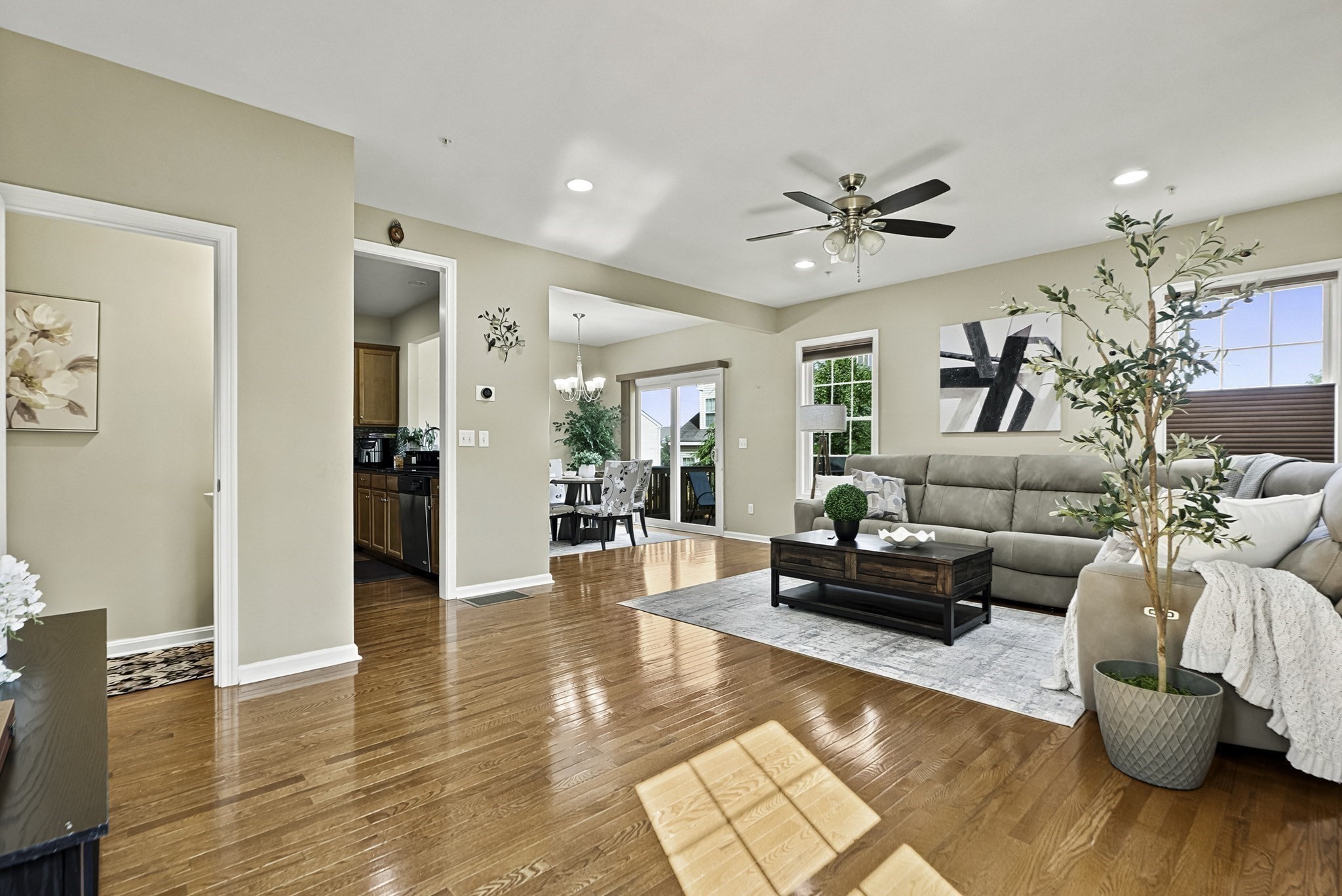 39 Frostpane Ln Unit 39, Hopkinton, MA 01748