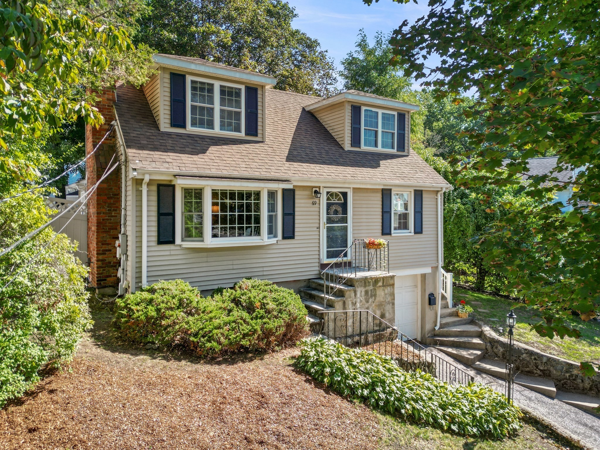 69 Hemlock St, Arlington, MA 02474