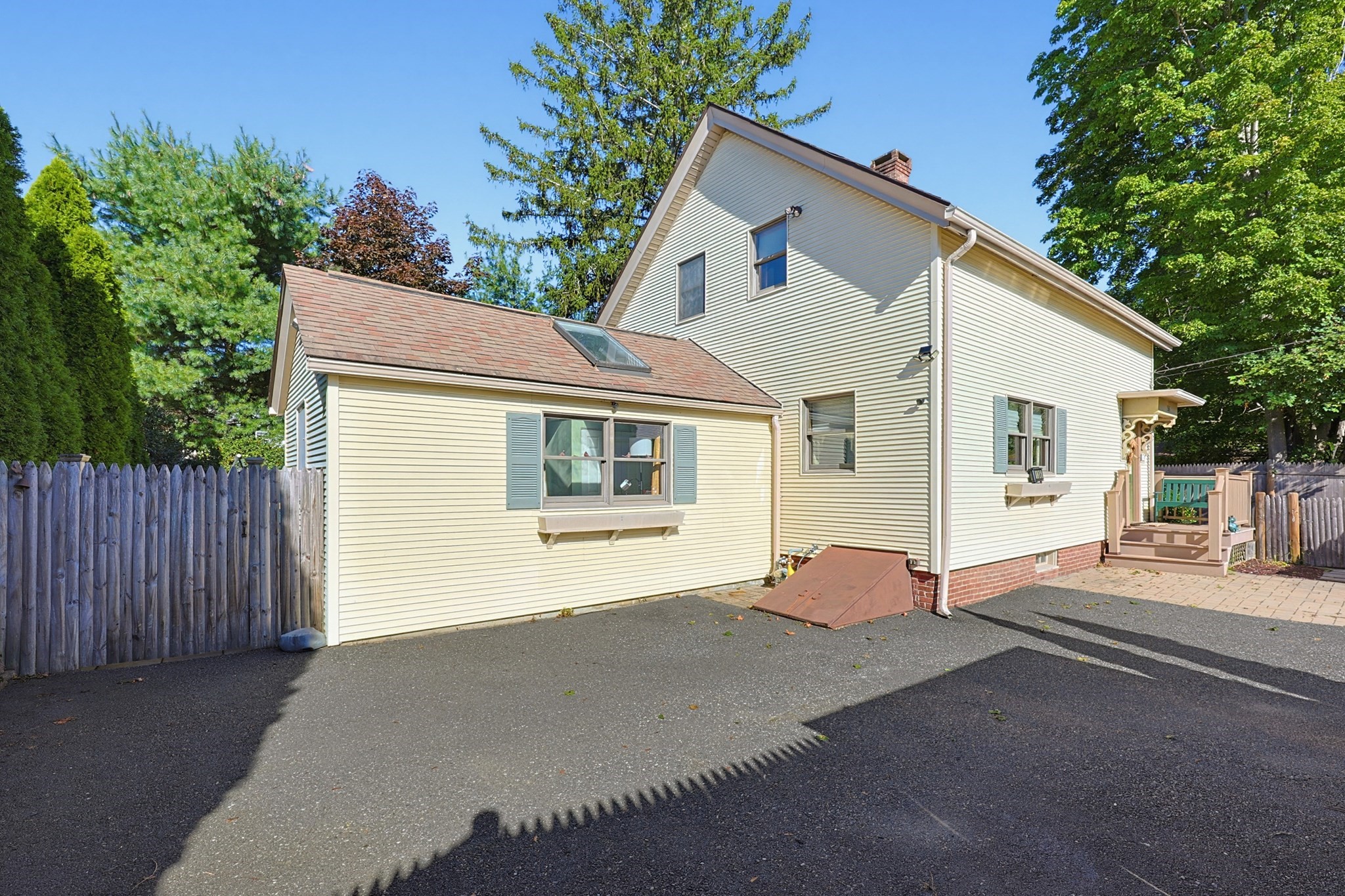 136 East Street, North Attleboro, MA 02760