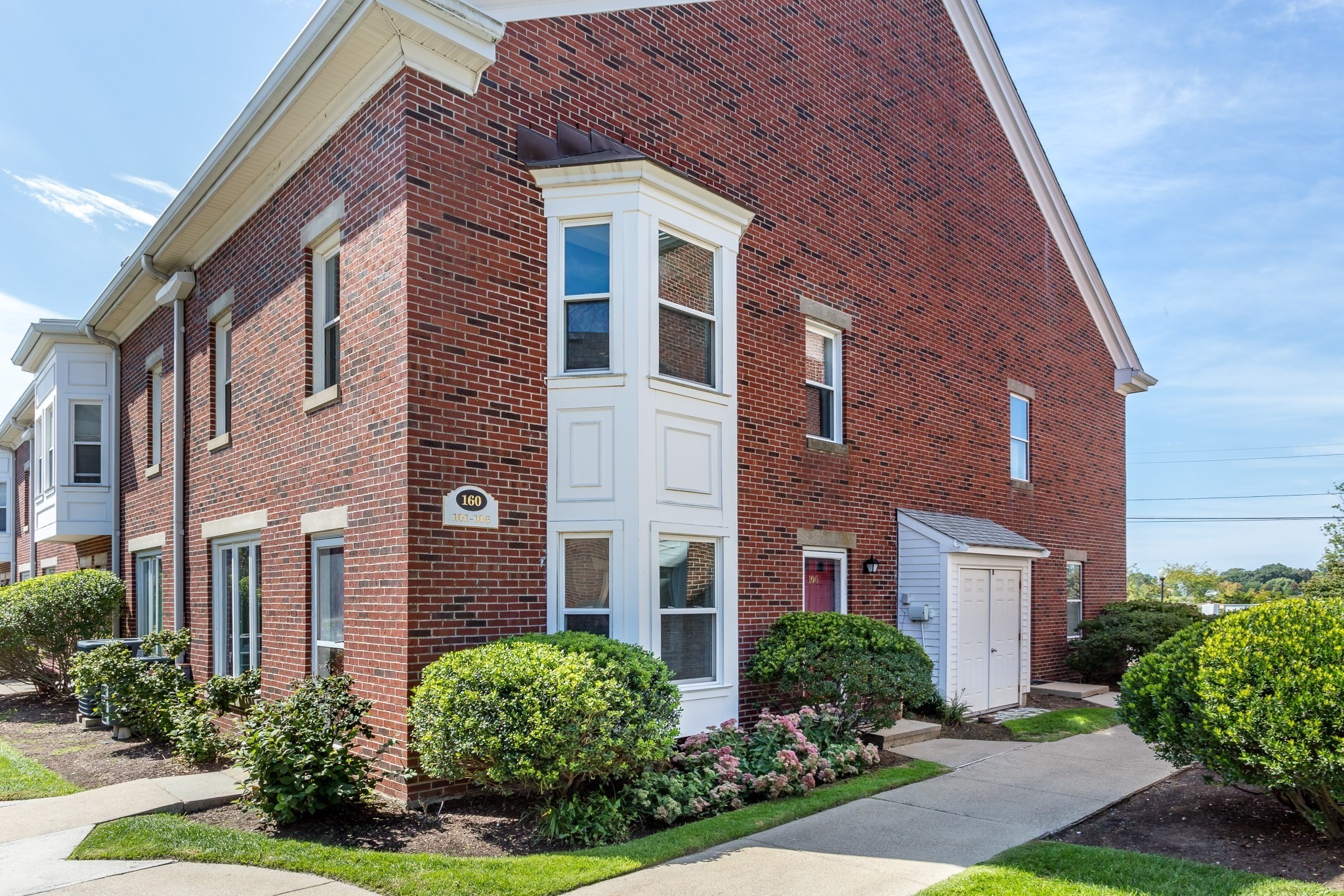 160 Quincy Shore Dr Unit 106, Quincy, MA 02171