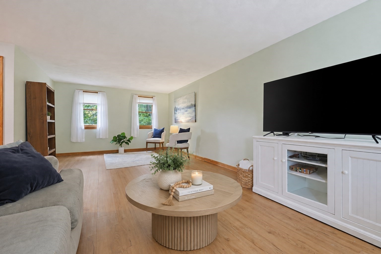 320 North St, Tewksbury, MA 01876