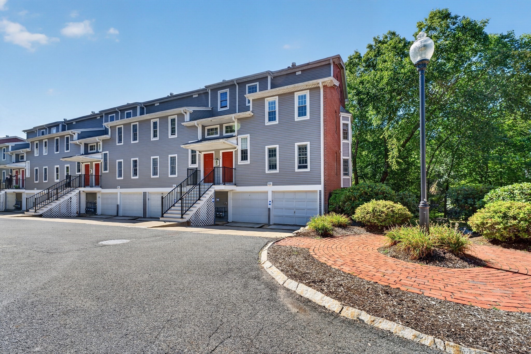 20 N Stone Mill Dr Unit 1026, Dedham, MA 02026