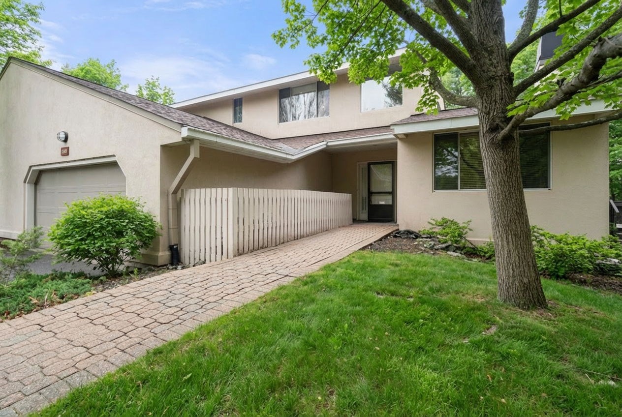 214 Allandale Road Unit D, West Roxbury, Boston, MA 02467