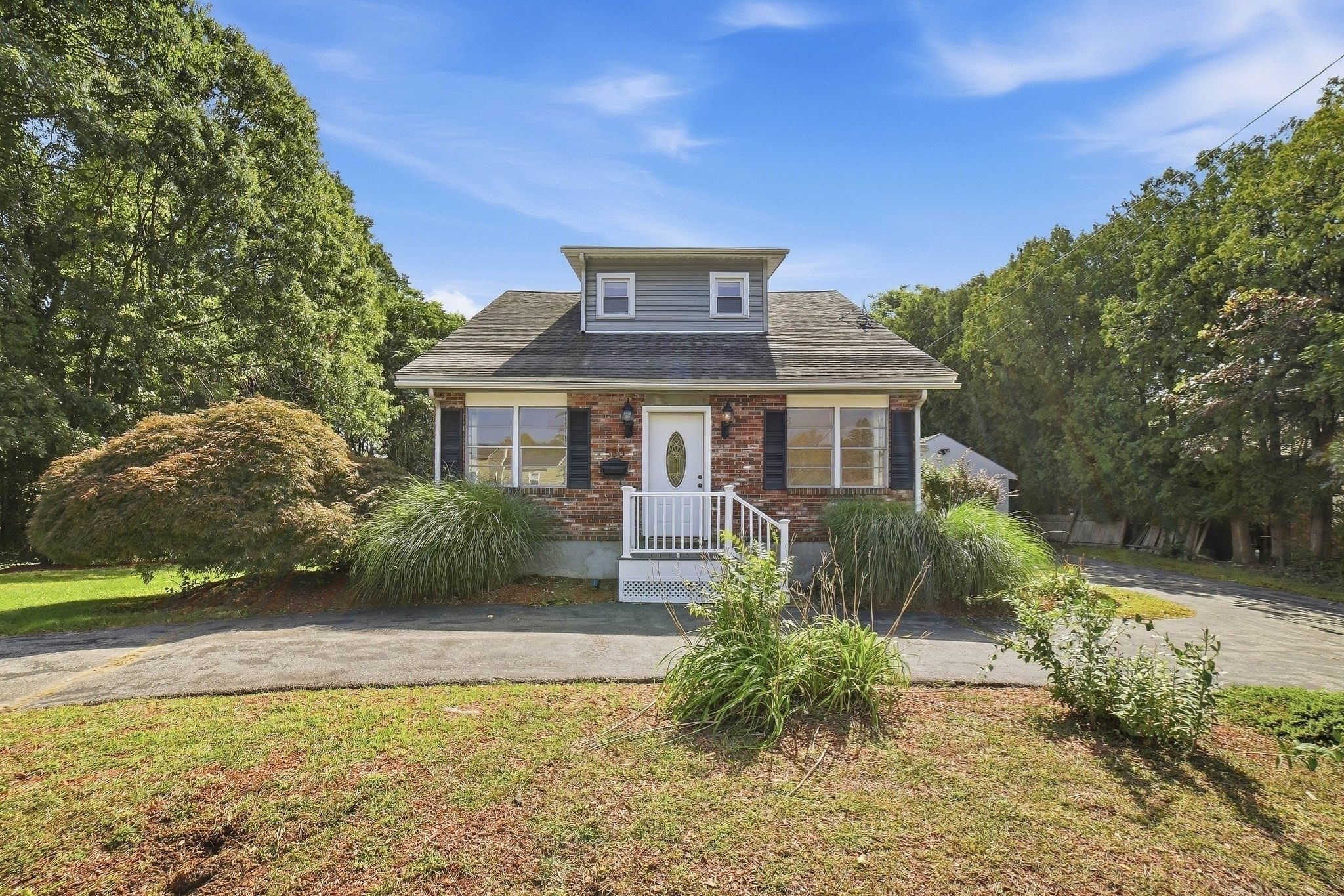 550 Sunderland Road, Worcester, MA 01604