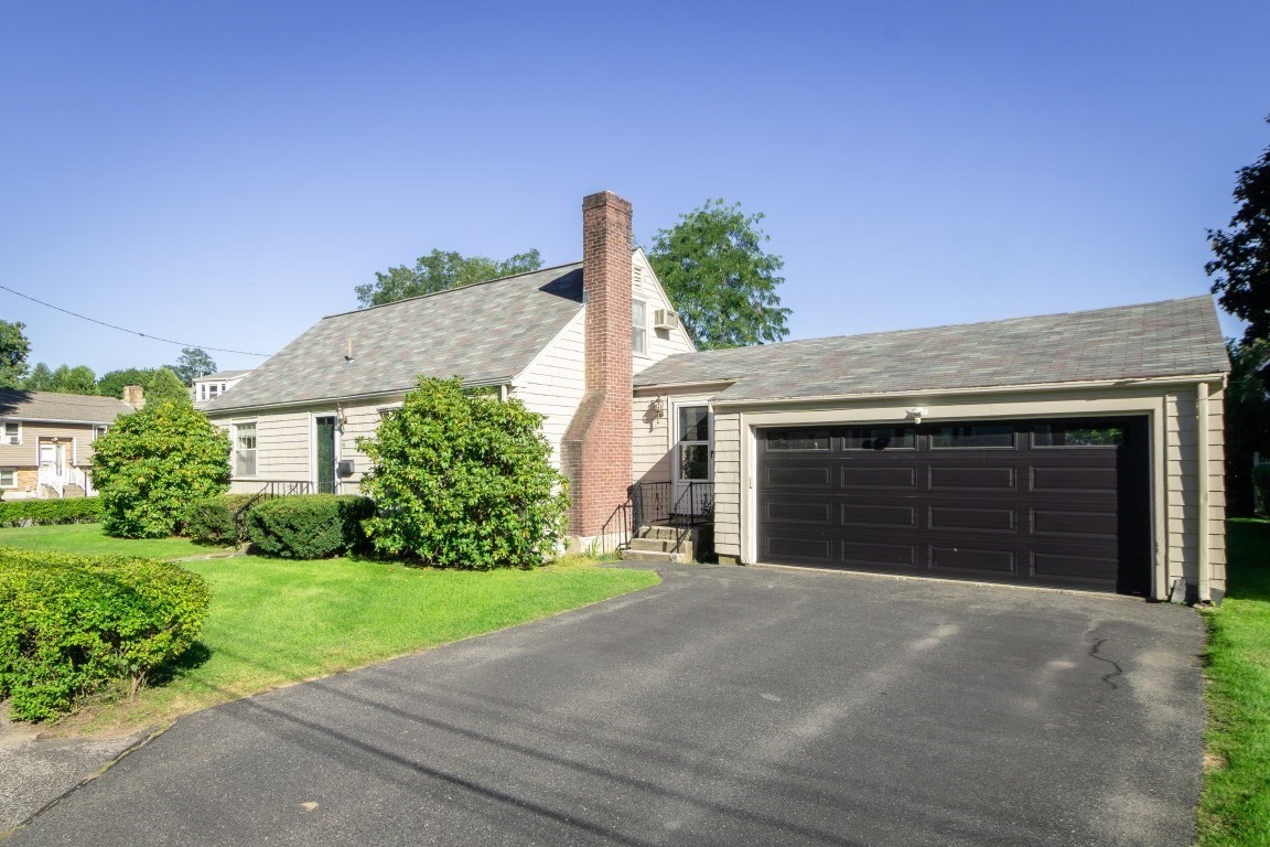 6 Albert St, Waltham, MA 02453
