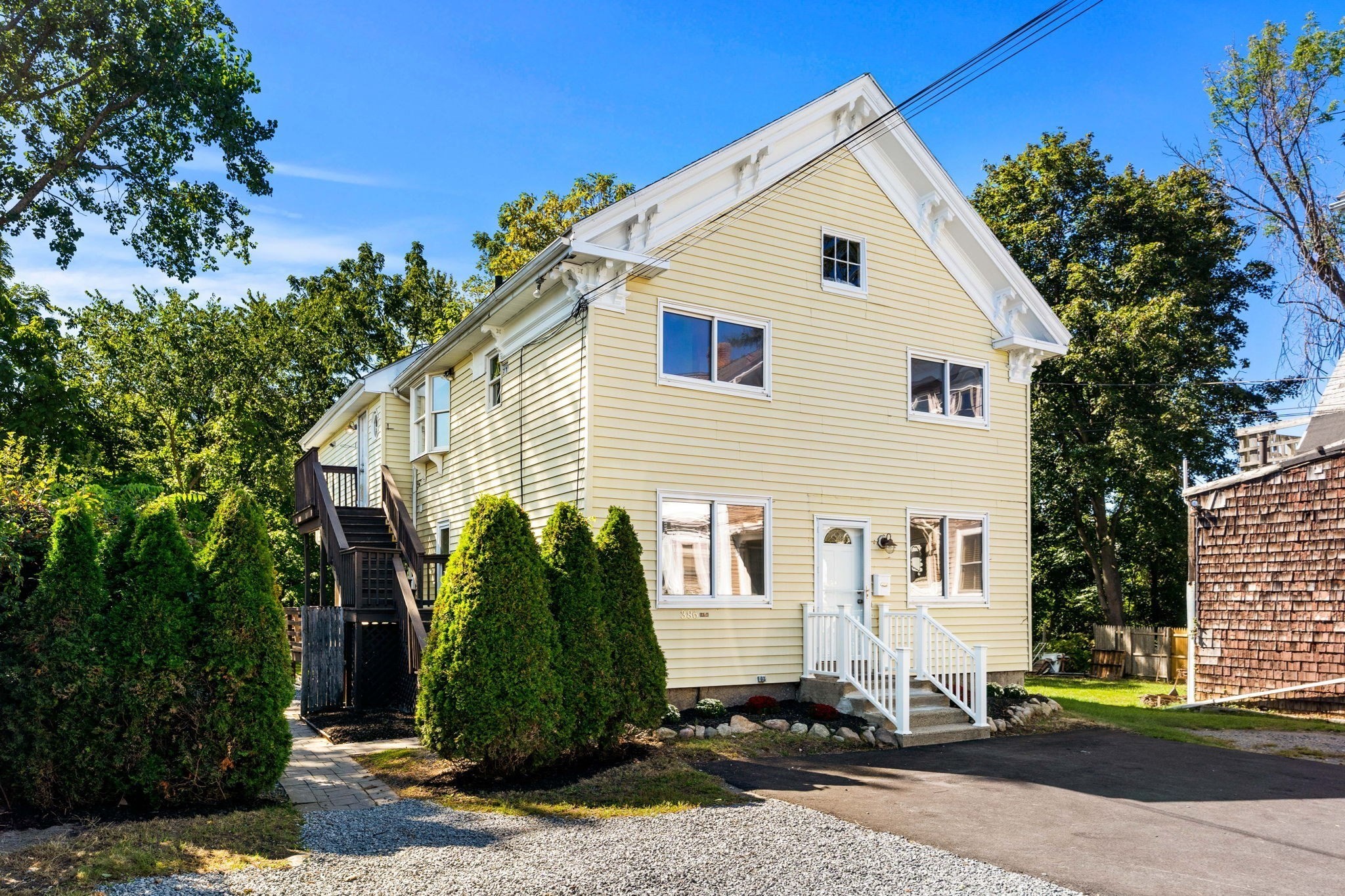 386 N Main St, Randolph, MA 02368