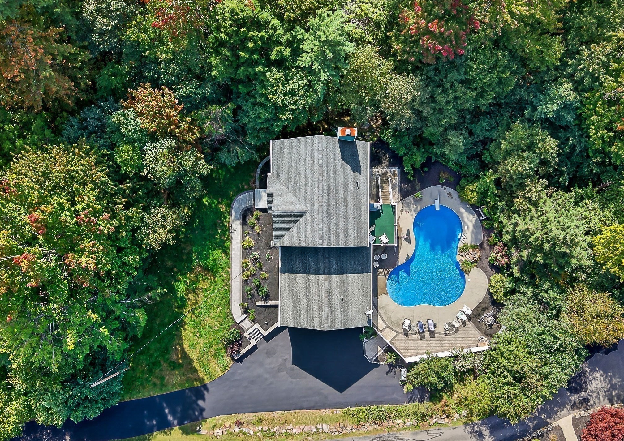 112 Saunders St, Gardner, MA 01440