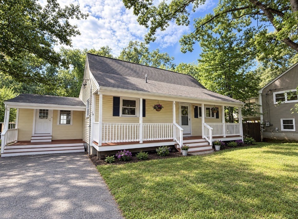 19 Fieldcrest Ter, North Reading, MA 01864