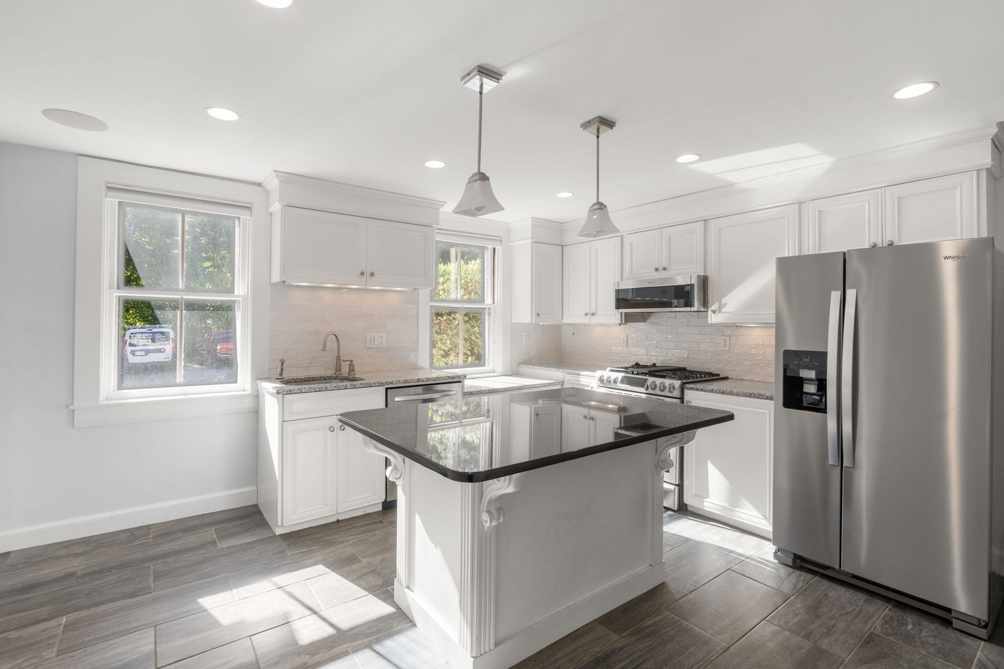 324 Union St Unit 1, Millis, MA 02054