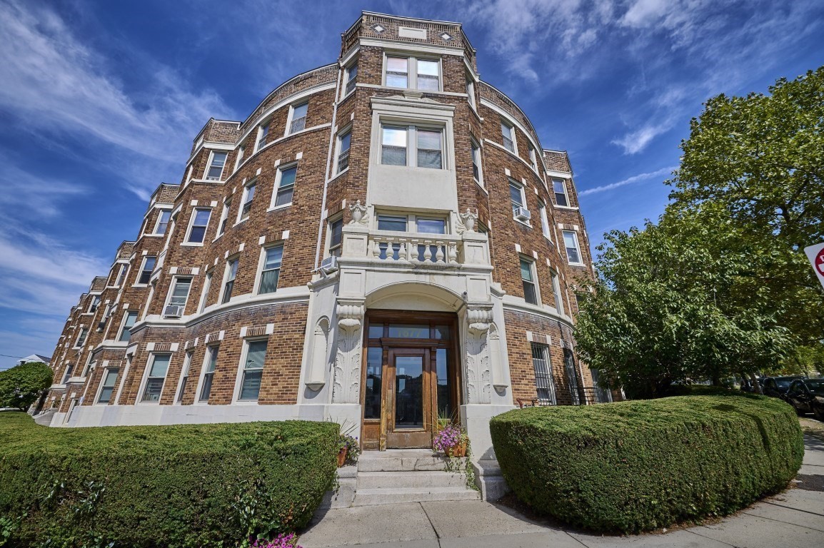 1677 Commonwealth Ave Unit 12, Brighton, Boston, MA 02135