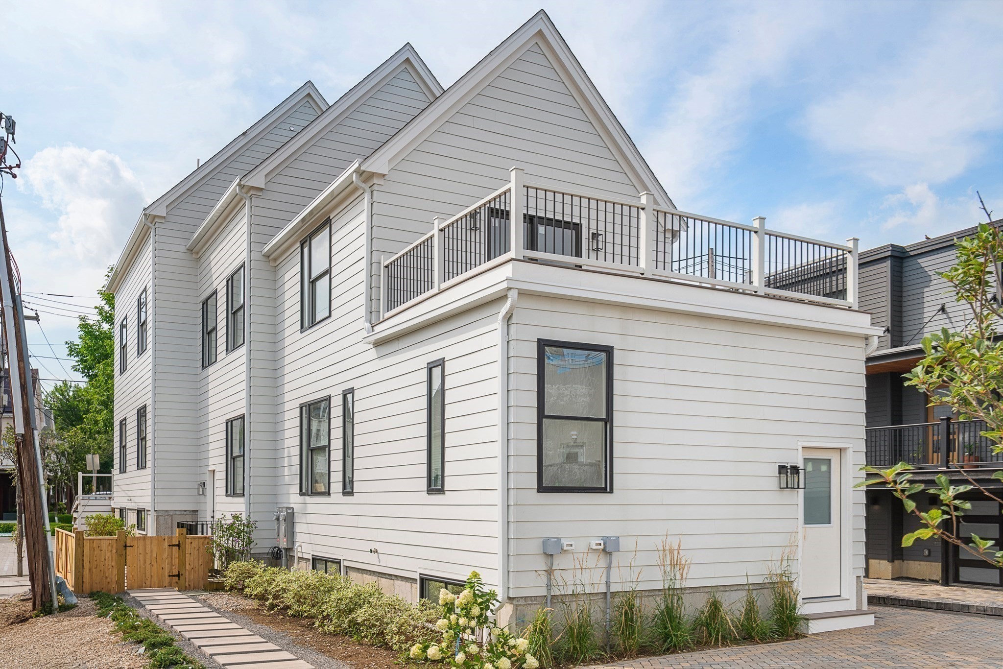 60 Franklin St Unit 2, Somerville, MA 02145